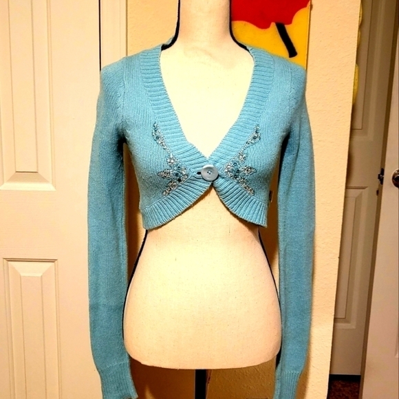 Hollister | Embellished Shrug Cardigan - Picture 2 of 5